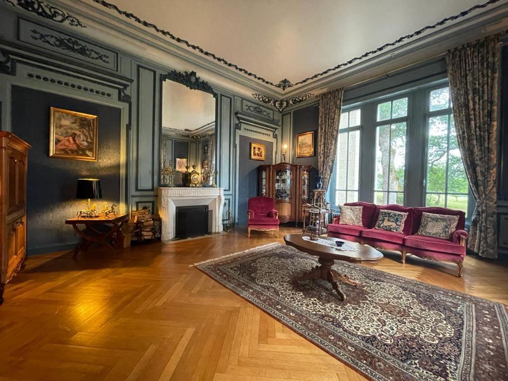 Bed and Breakfast Chateau Maleplane Saint-Léonard-de-Noblat Zewnętrze zdjęcie